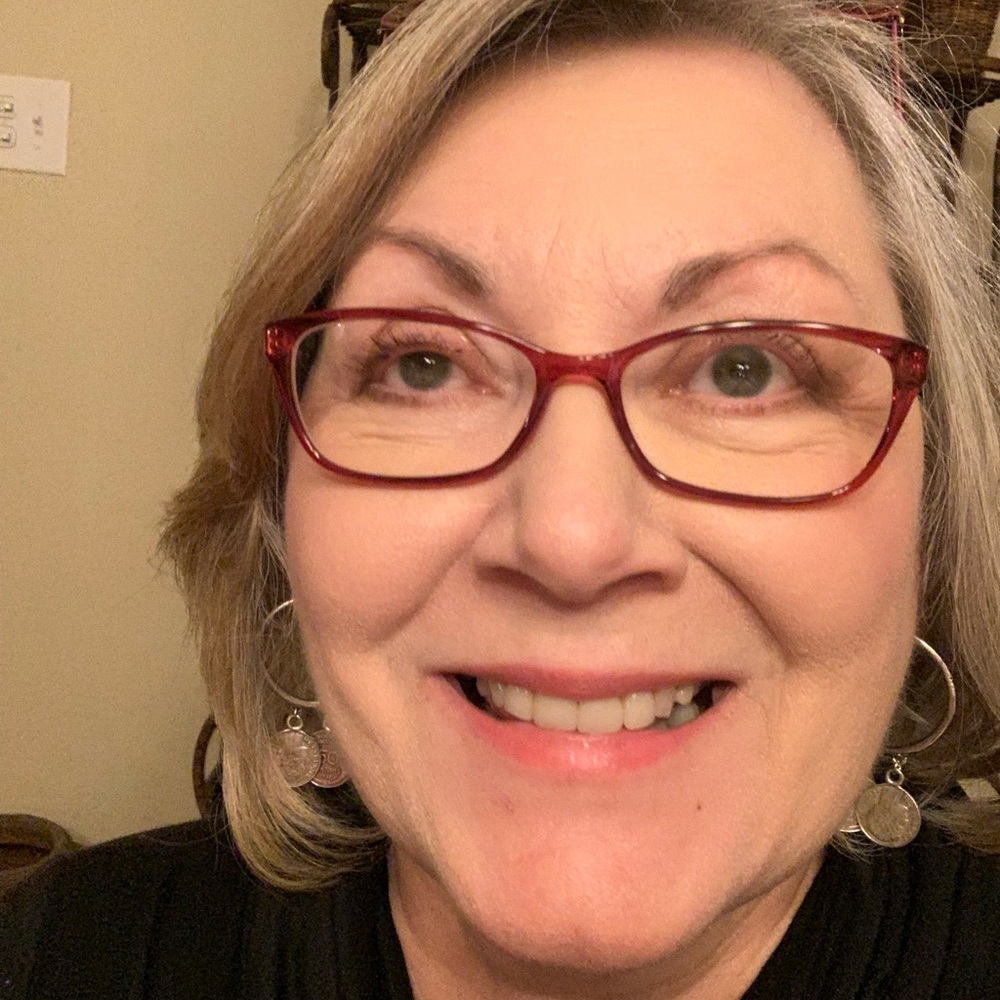 Meet your Posher, Rebekah